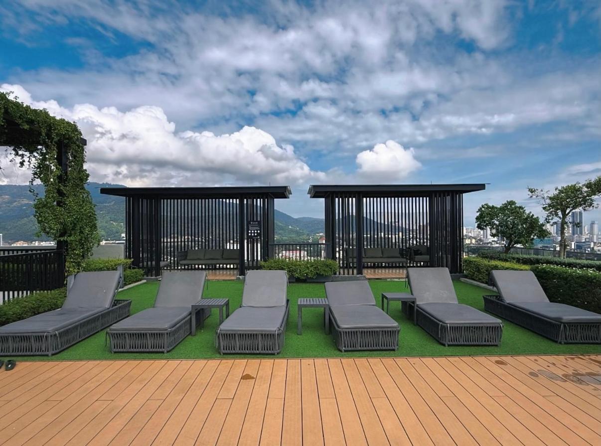 Beacon 2Br Infinity Pool - By Bnb4U George Town Extérieur photo